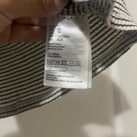 Cropped  Ribbed Jersey Tank Top With Buttons - Picture 5 of 6